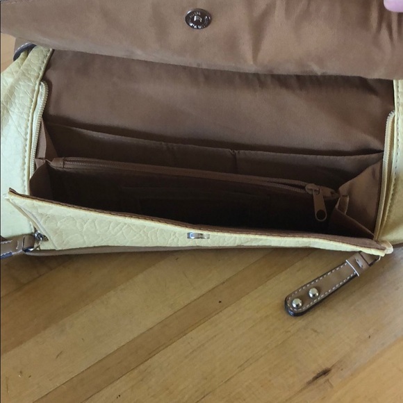 Purse - Picture 5 of 8